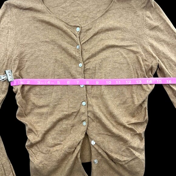 The Limited Golden Cardigan - Picture 7 of 8